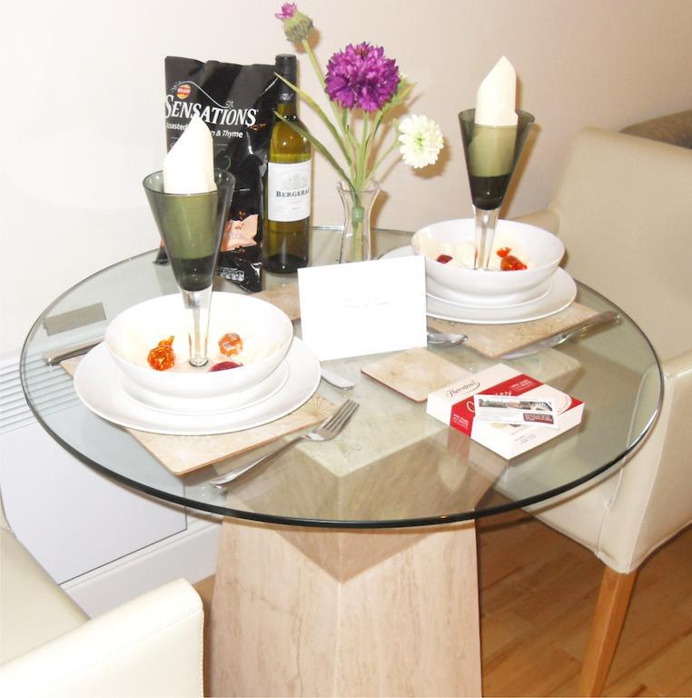 11 Talbot Court Apartment York Bagian luar foto
