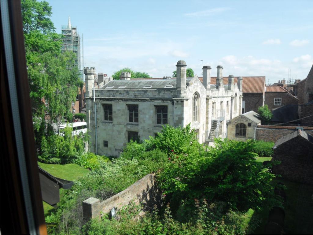 11 Talbot Court Apartment York Bagian luar foto