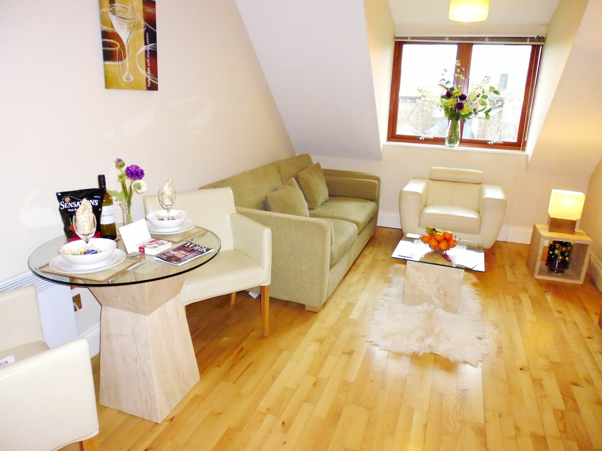 11 Talbot Court Apartment York Bagian luar foto